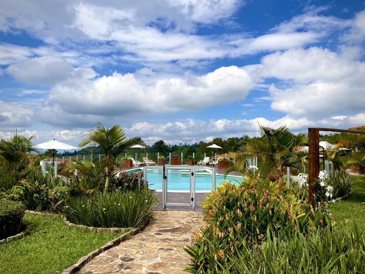 Hotel Estrella Del Monte อาร์เมเนีย ภายนอก รูปภาพ