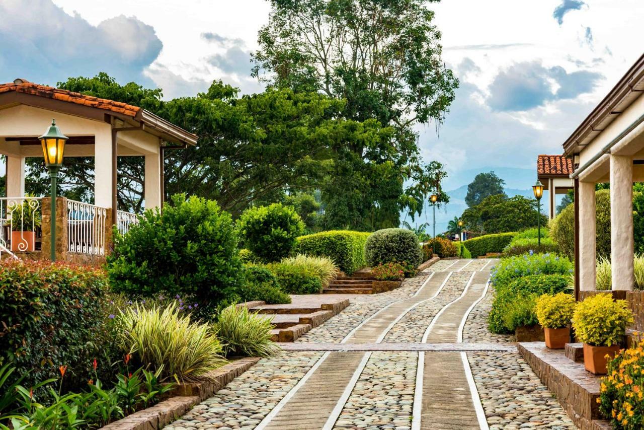 Hotel Estrella Del Monte อาร์เมเนีย ภายนอก รูปภาพ